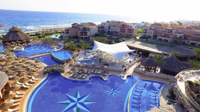 Atlantica Caldera Palace 赫索尼索斯 外观 照片